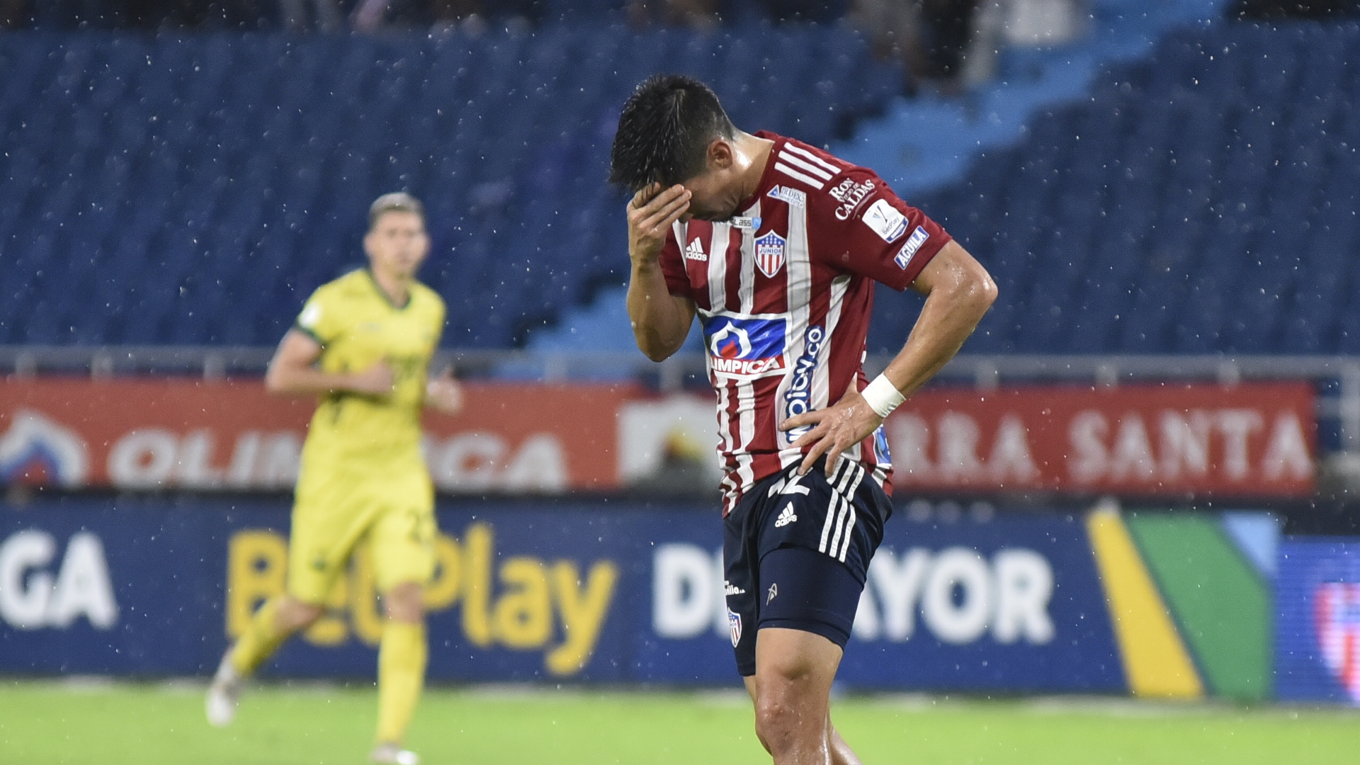 Fabián Sambueza lamentando una jugada que no fructificó.