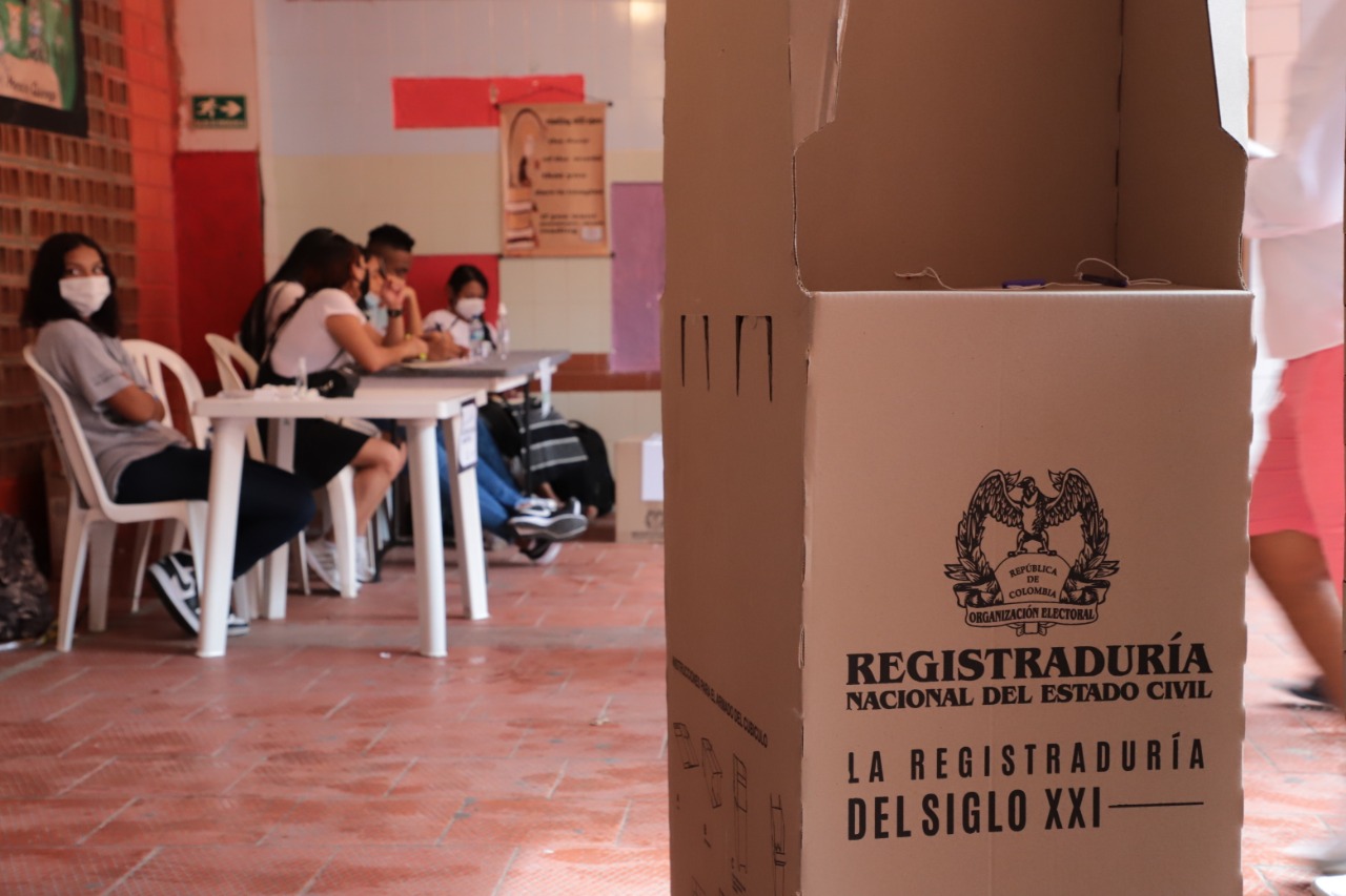 Puesto de votación en Villa Katanga.