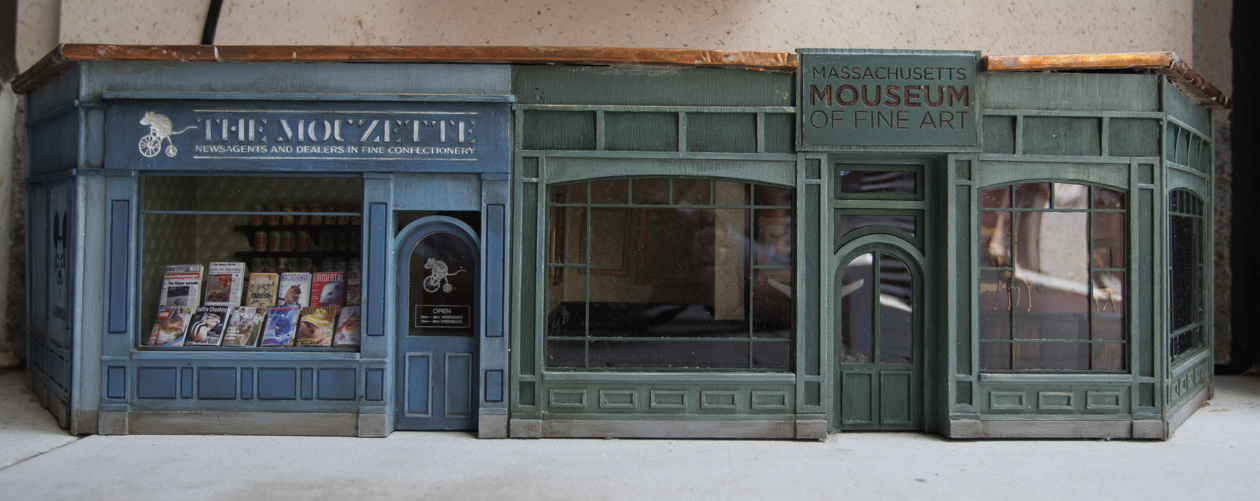 Librería en miniatura.