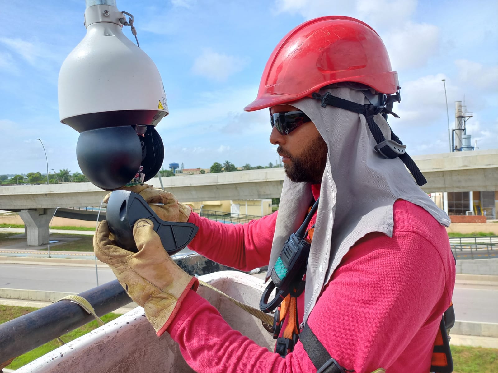 Instalación de circuito cerrado de televisión en el Puente Pumarejo