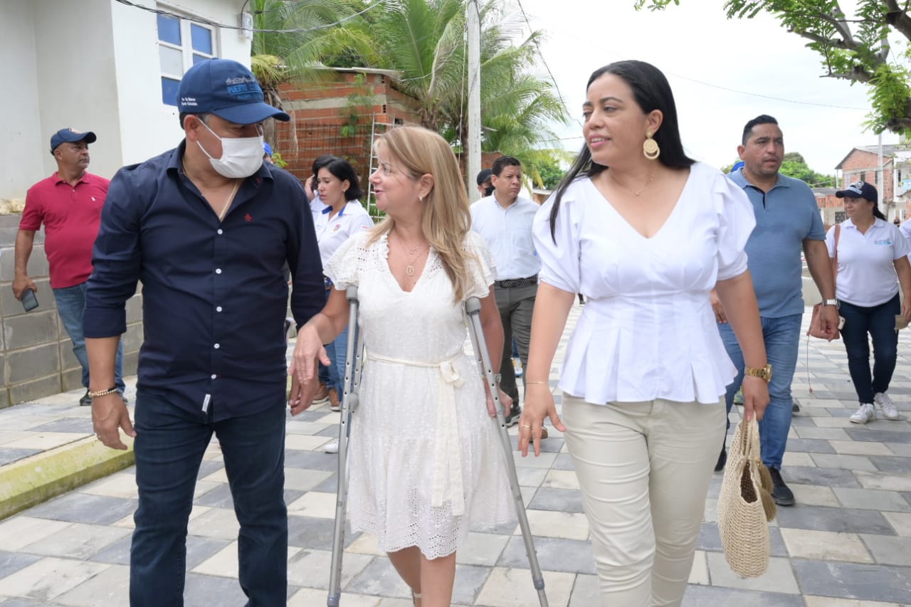 Gobernación del Atlántico Gobernadora Elsa Noguera en Puerto Colombia.