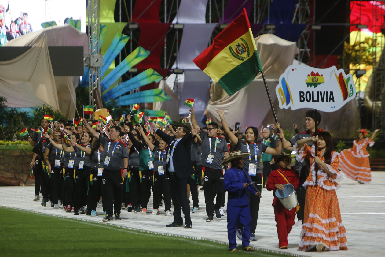 La delegación boliviana.