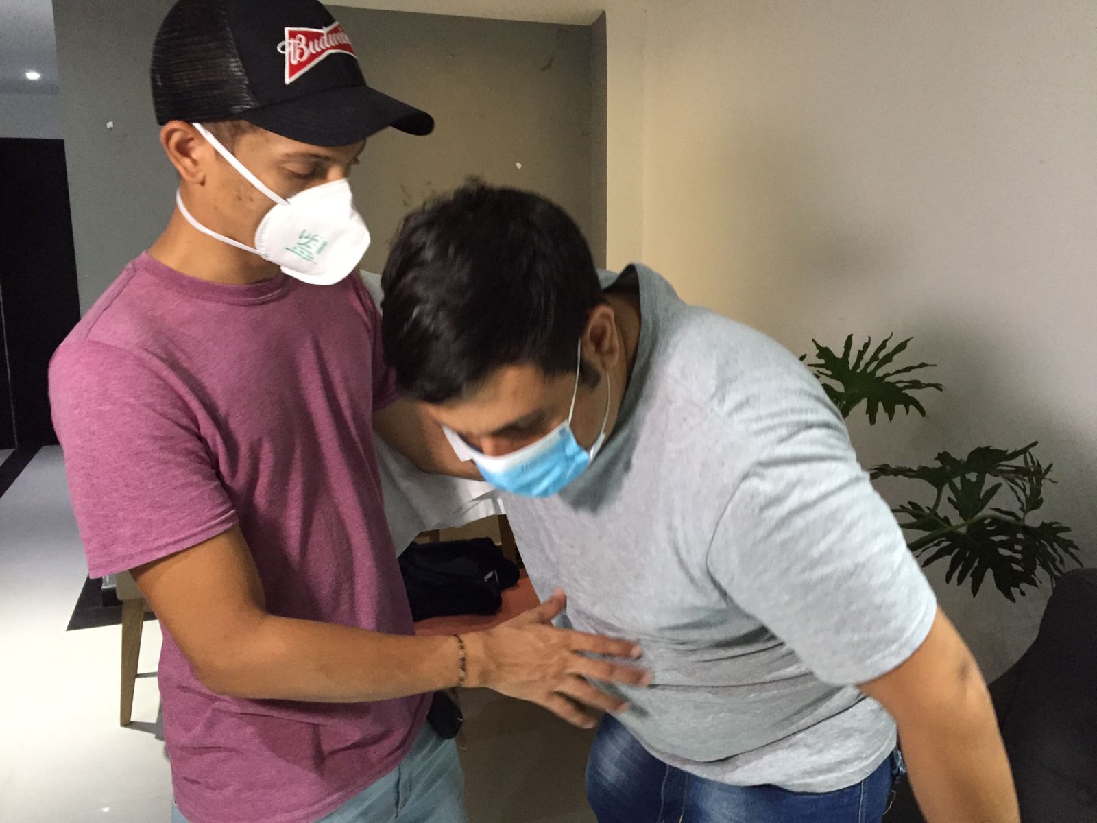 Farid, su hermano menor, es uno de sus grandes apoyos.