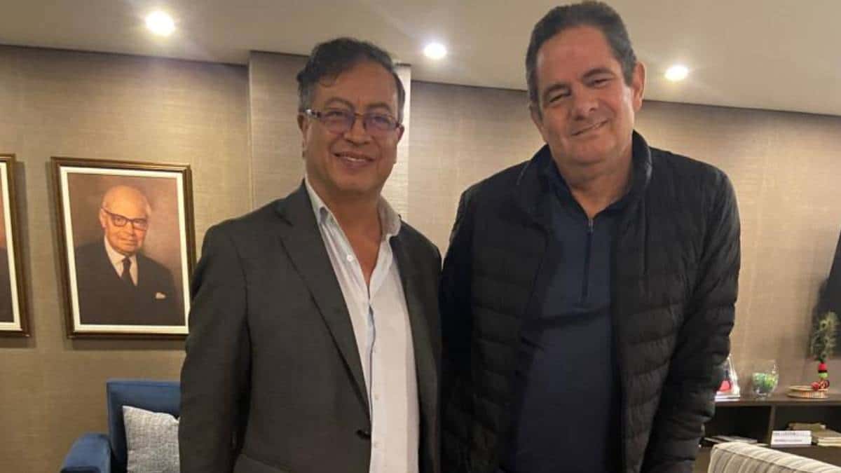 Gustavo Petro y Germán Vargas Lleras.