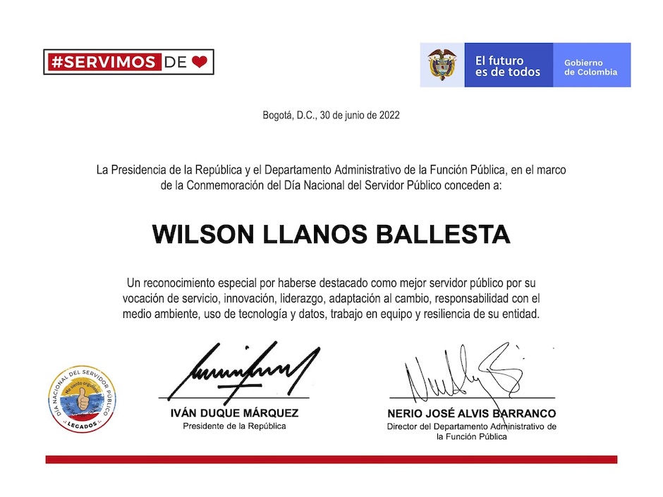 El diploma del reconocimiento.