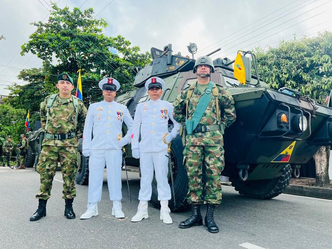 Hombres de la Armada se sumaron al despliegue militar.