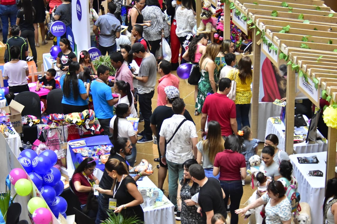 Momentos en la feria ‘Petlovers’.