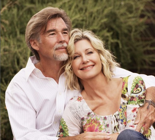 Olivia Newton-John y su esposo John Easterling.