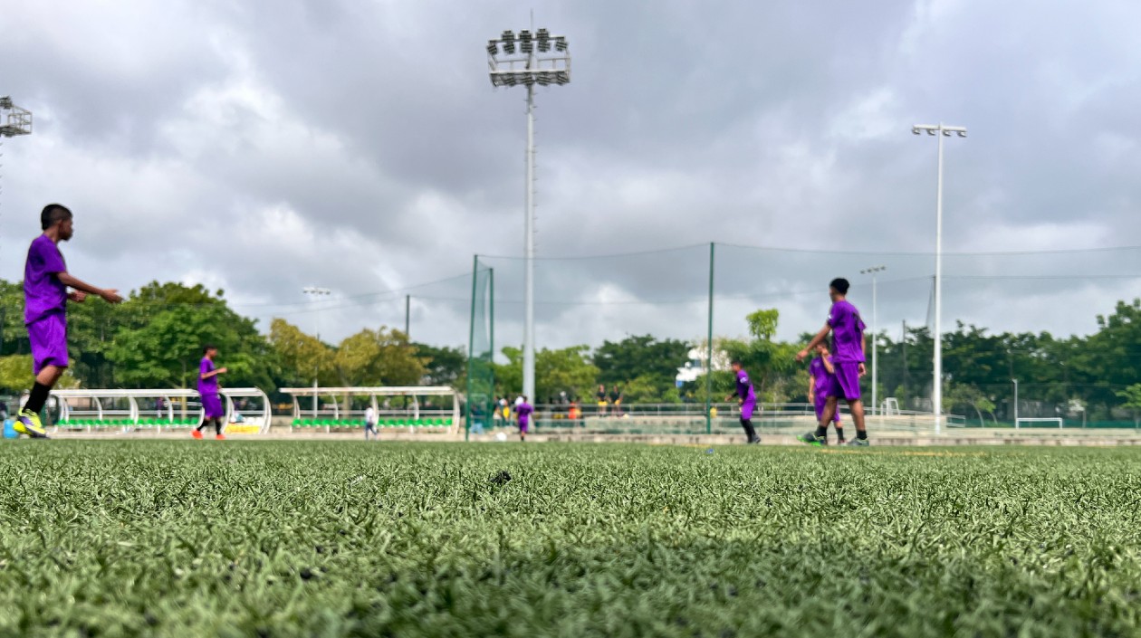 El fútbol es un evento tradicional de los Juegos Intercolegiados. 