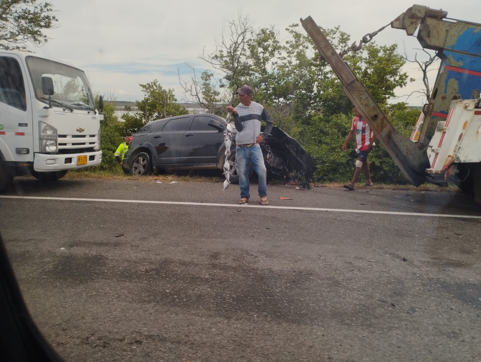 Camioneta involucrada en el triple accidente. 