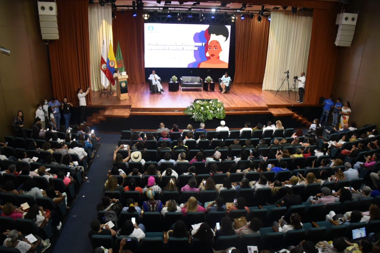 Margarita Cabello en la Universidad Simón Bolívar
