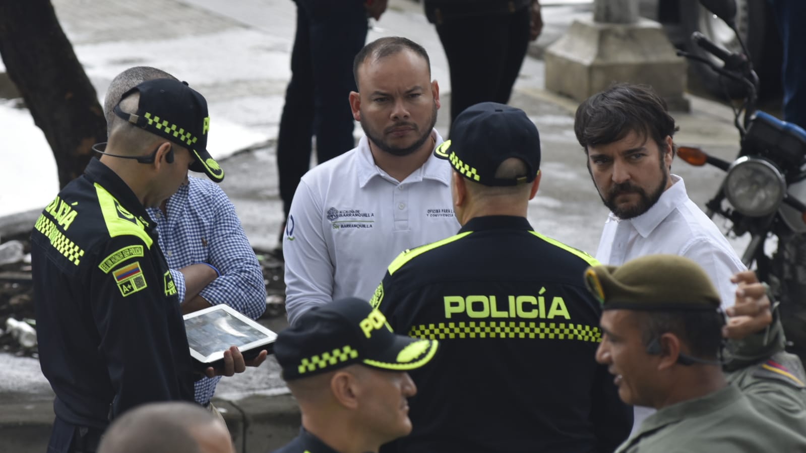 Cristian Mercado Las autoridades se concentraron en el sitio de la masacre de este lunes.
