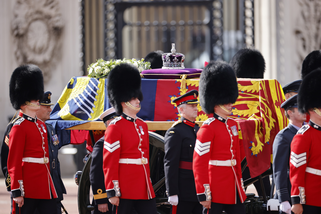 Cortejo fúnebre de Isabel II.