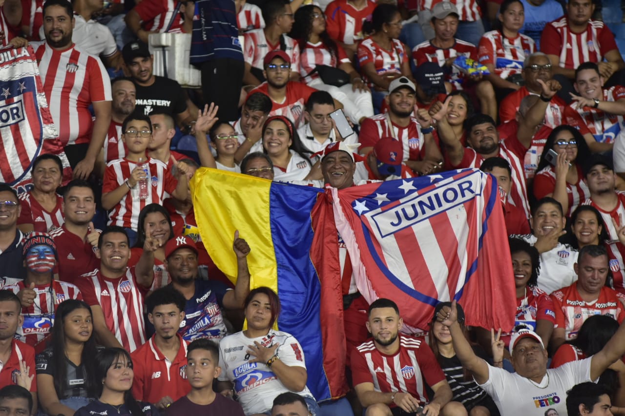 La afición congregada en el Metropolitano.