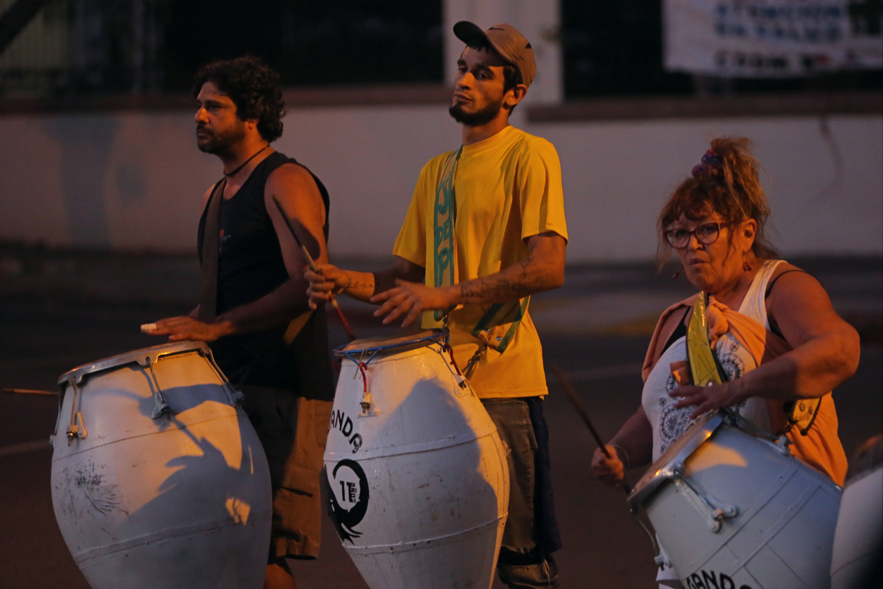 Ensayo para las Llamadas de San Baltasar, desfile tradicional del carnaval uruguayo.