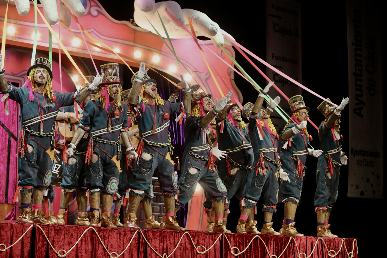 Concurso Oficial de Agrupaciones Carnavalescas, en España. 