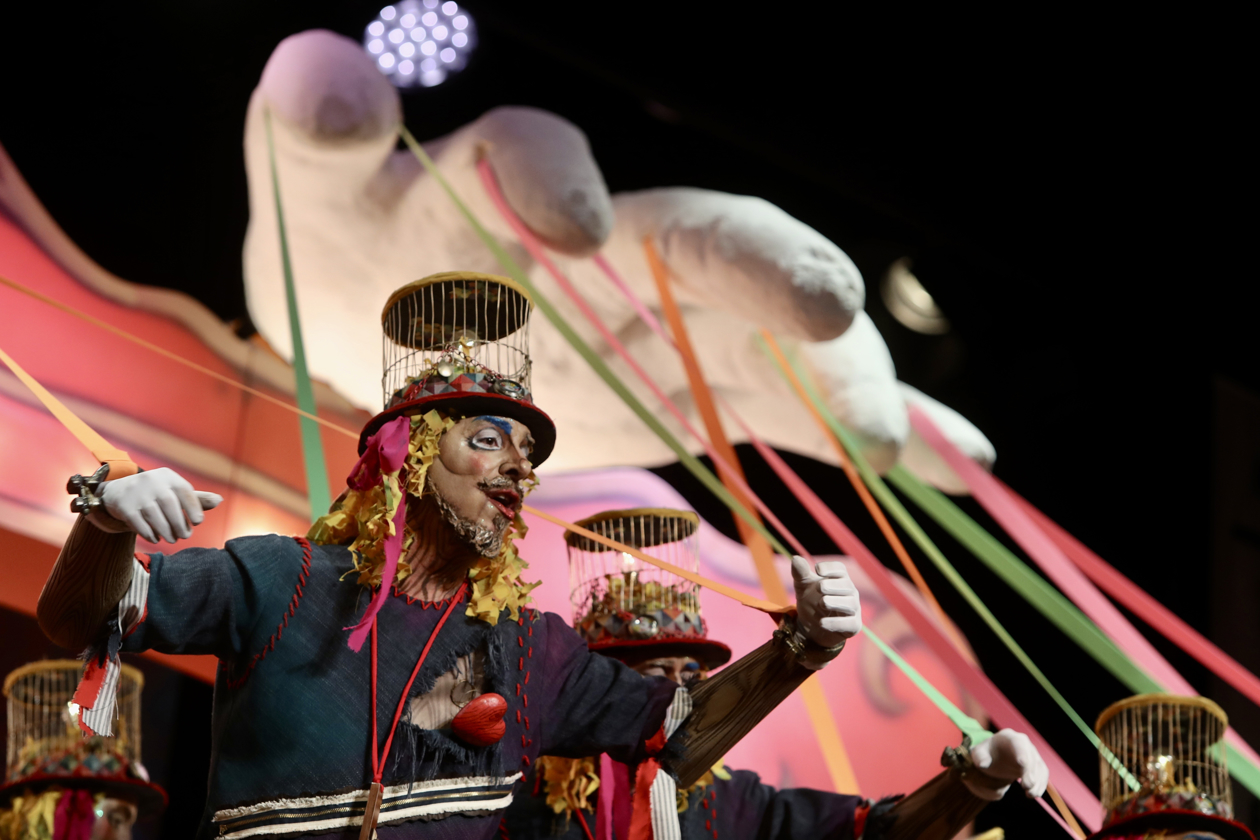 Concurso Oficial de Agrupaciones Carnavalescas, en España. 