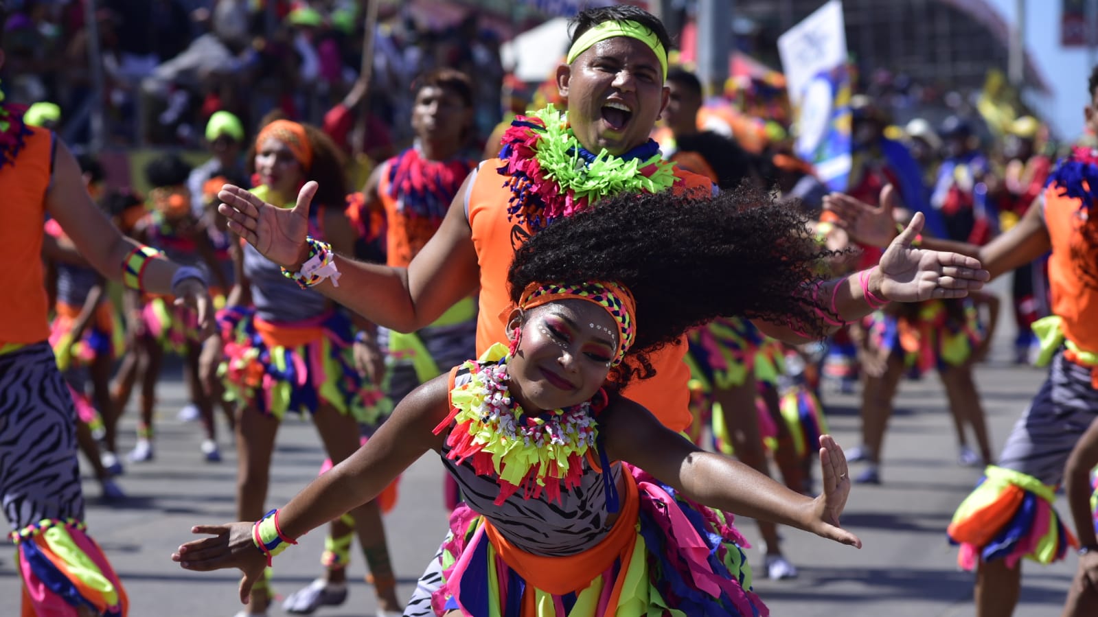 Mezclas afrocolombianas y mapalé.