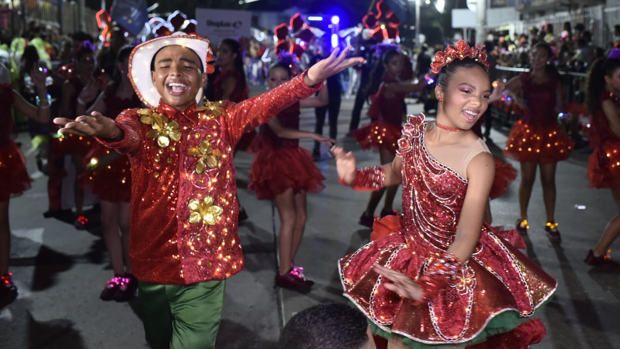 Los Reyes del Carnaval de los Niños, Diego Andrés Chelia y Tahiana Rentería.