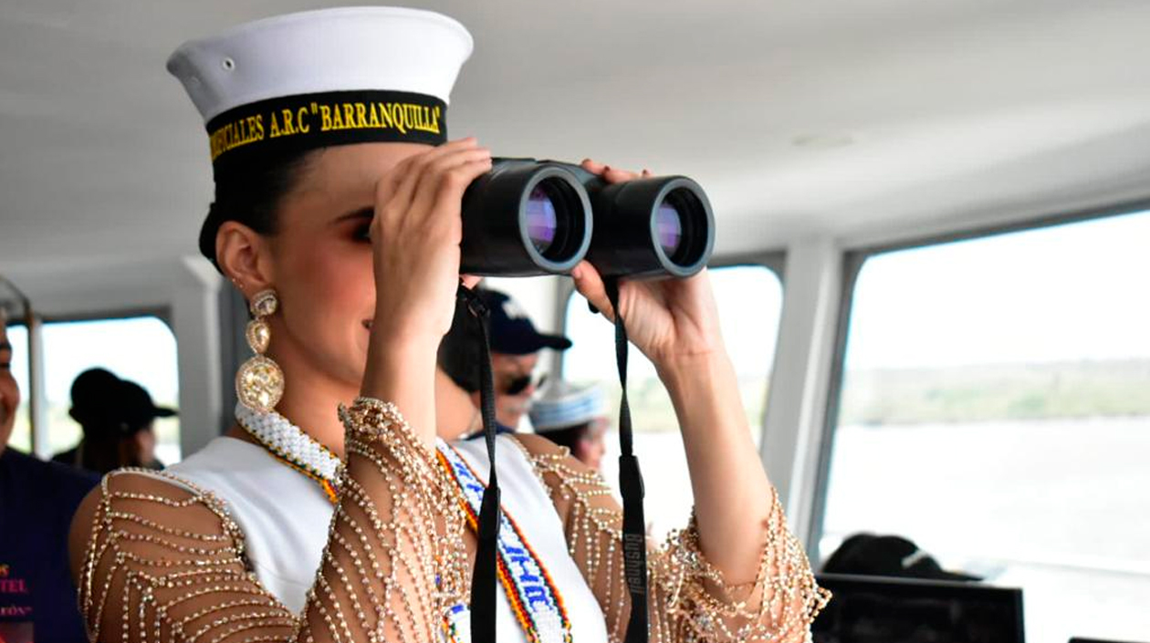 Natalia De Castro en la Guacherna fluvial