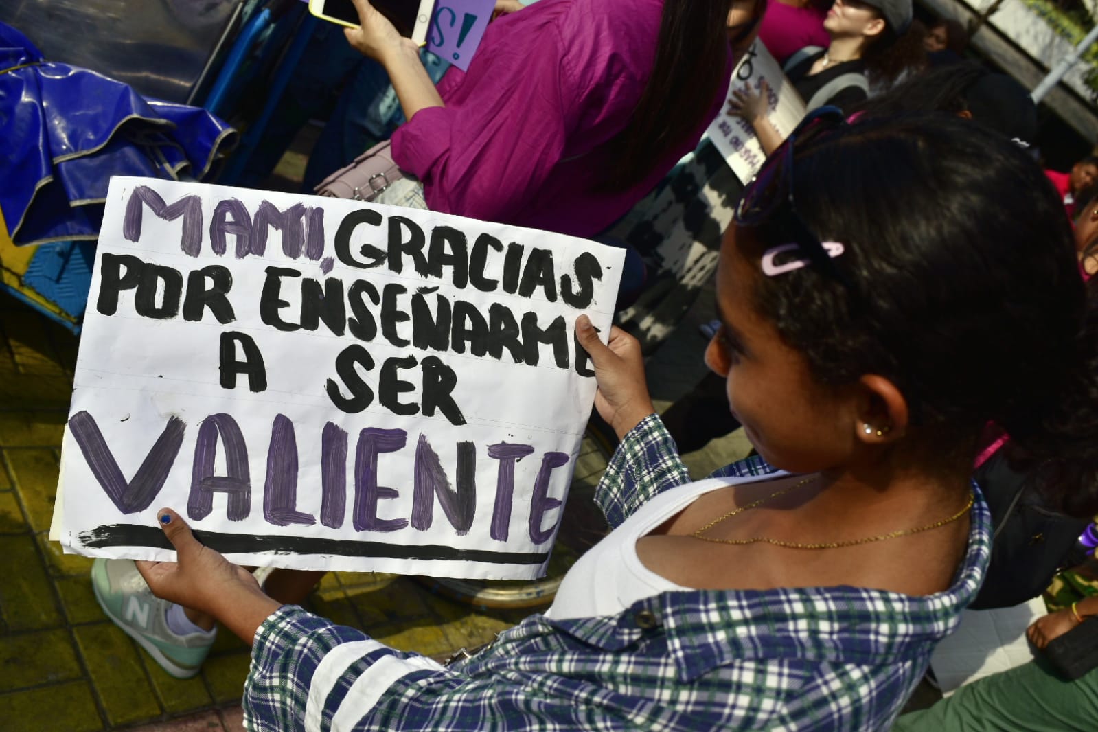 Consignas y pancartas sirvieron para que las mujeres reclamaran sus derechos.