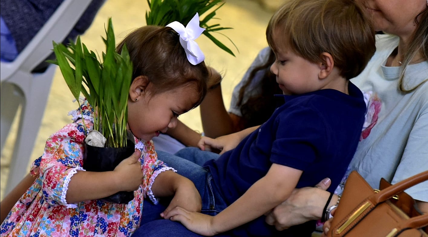 La feligresía durante la celebración del Domingo de Ramos