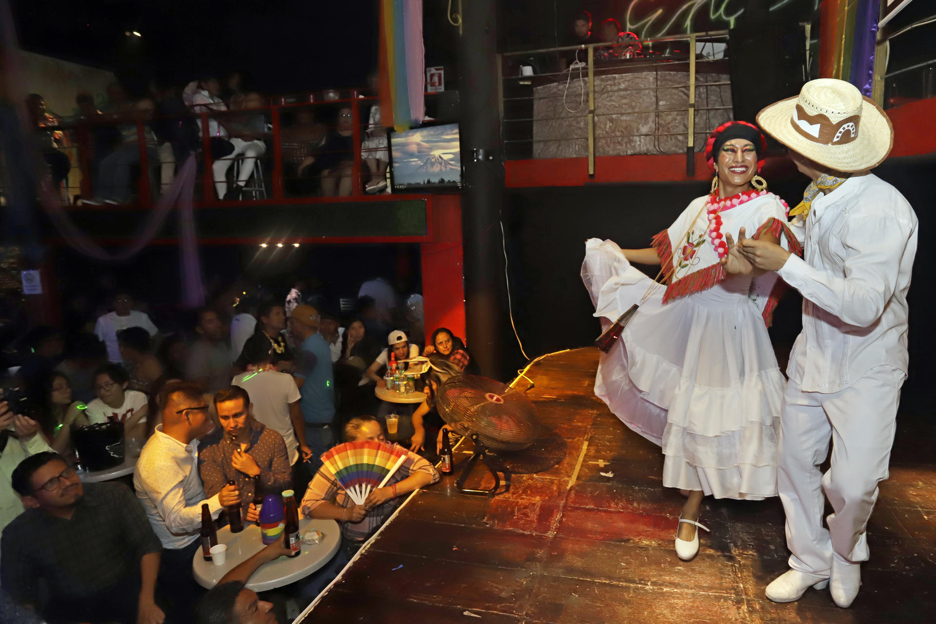 Baile y cultura por parte de la comunidad lgbtq+