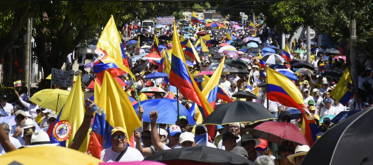 Panorámica de la marcha antipetrista en Barranquilla. 