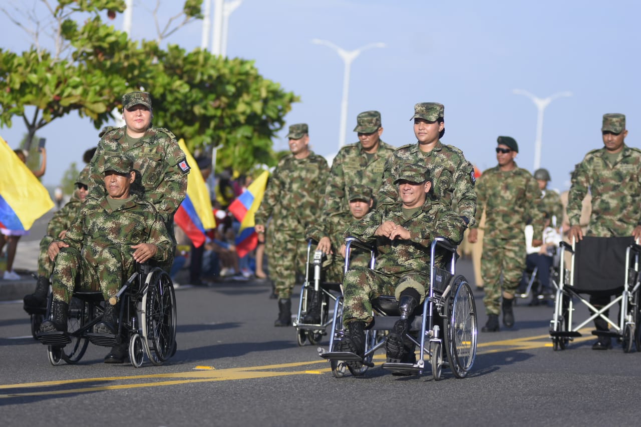 Desfile militar en el Gran Malecón.