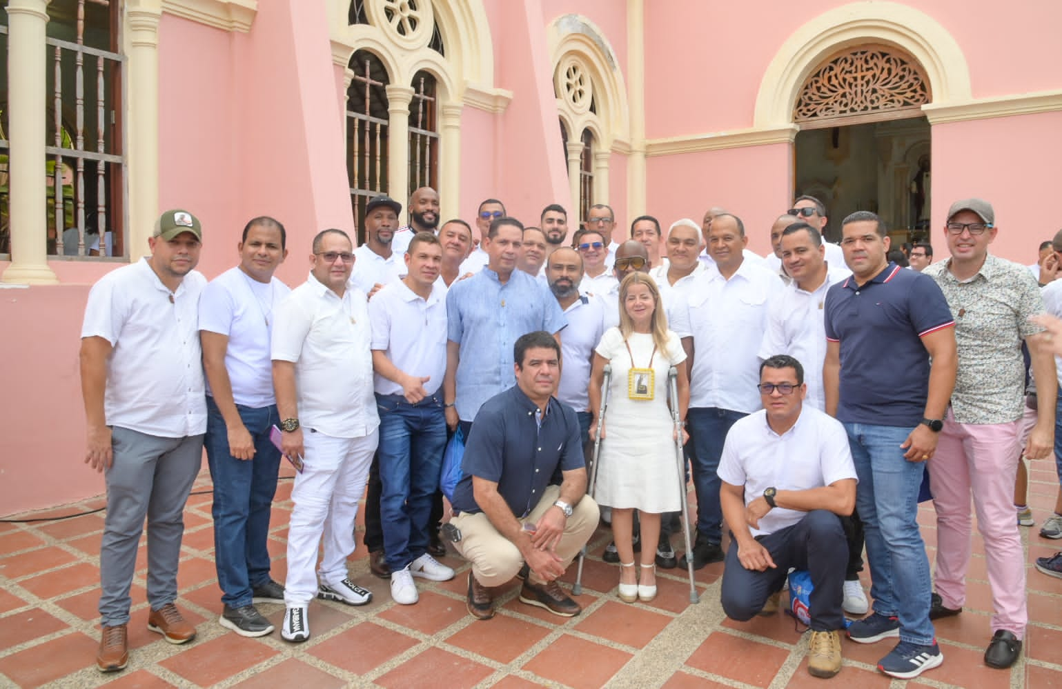 Elsa Noguera, gobernadora del Atlántico, tras la misa de la Virgen del Carmen en Puerto Colombia.