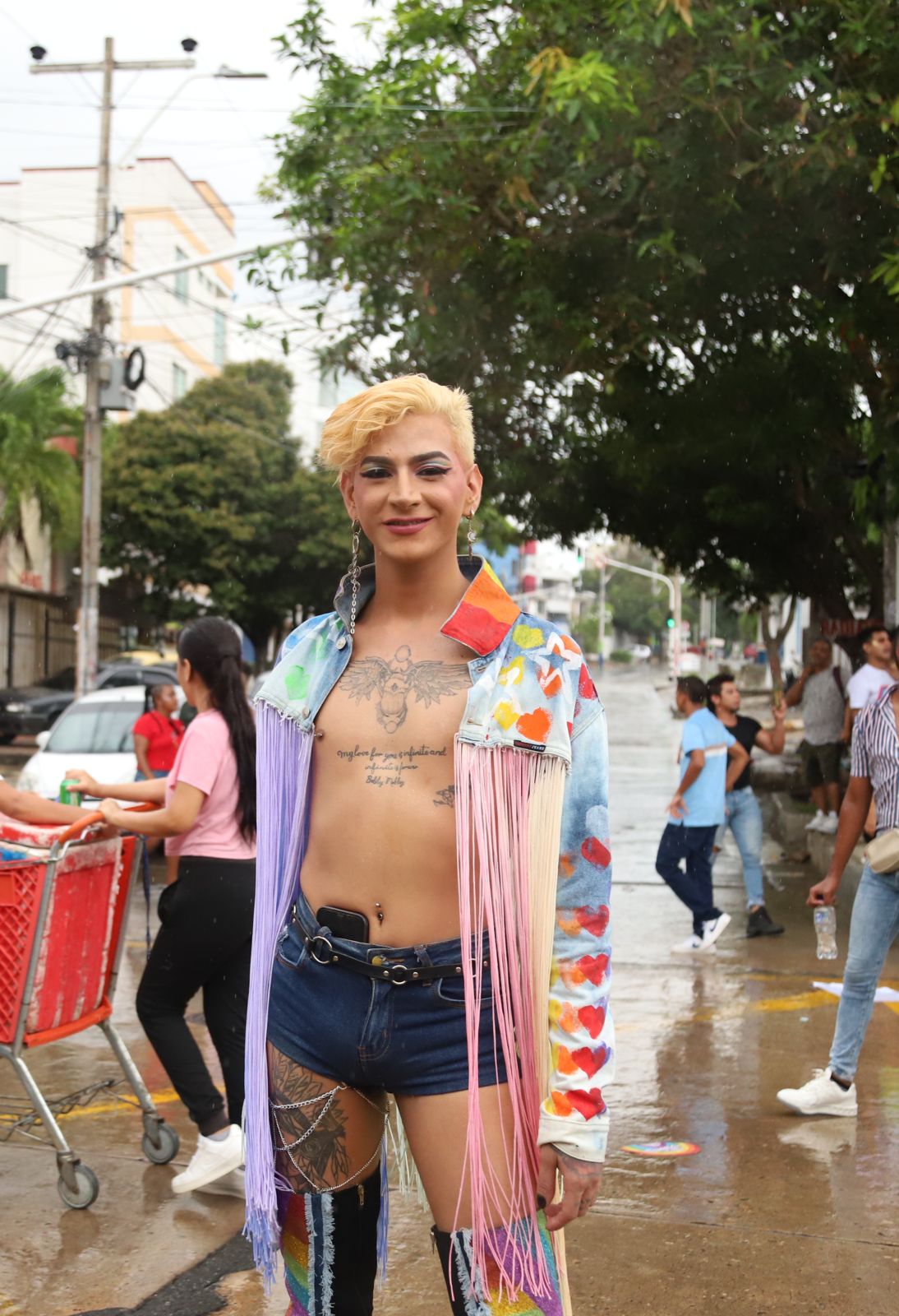 Participantes de la marcha de la comunidad LGTBIQ de Barranquilla