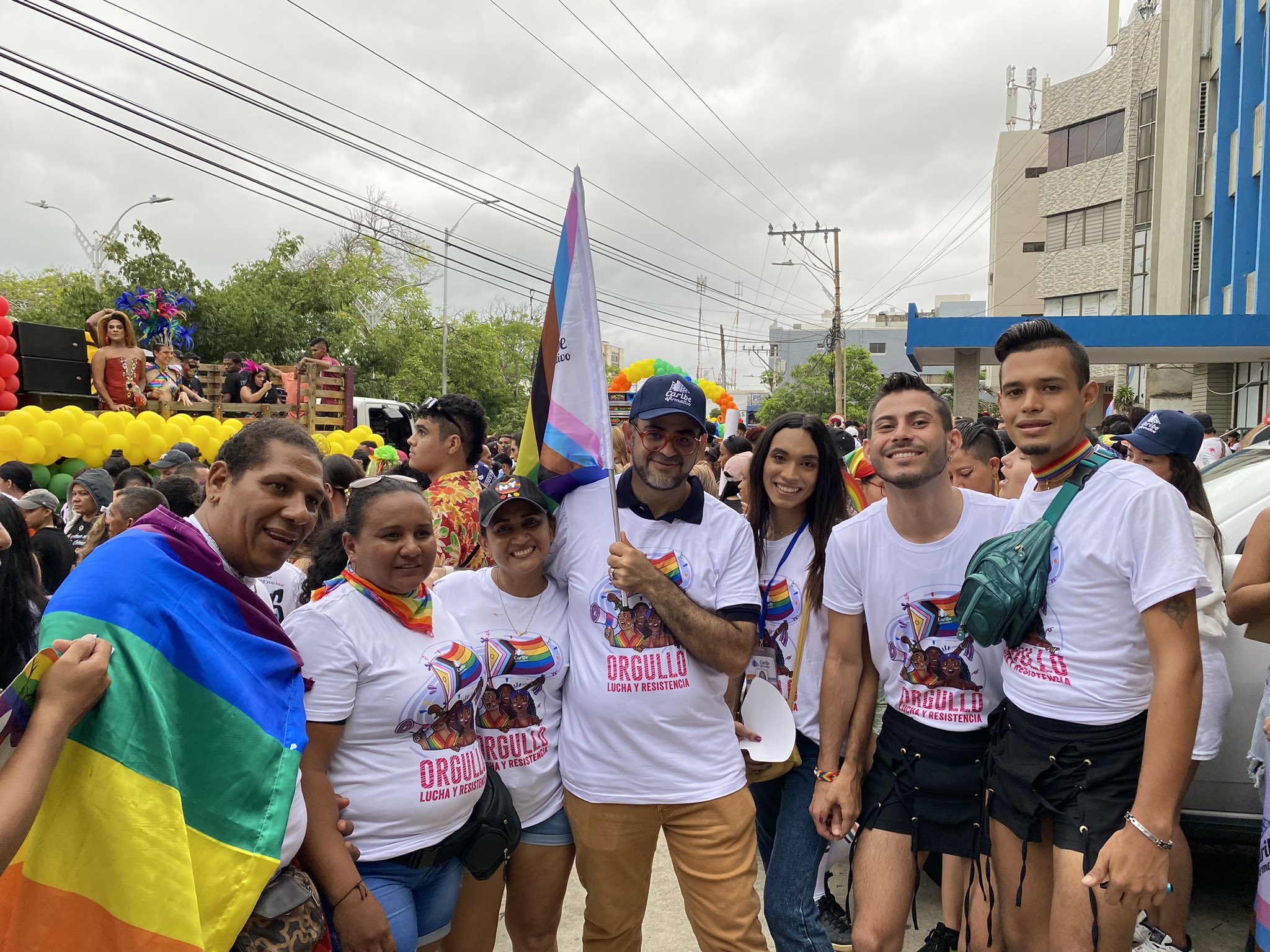 Participantes de la marcha de la comunidad LGTBIQ de Barranquilla