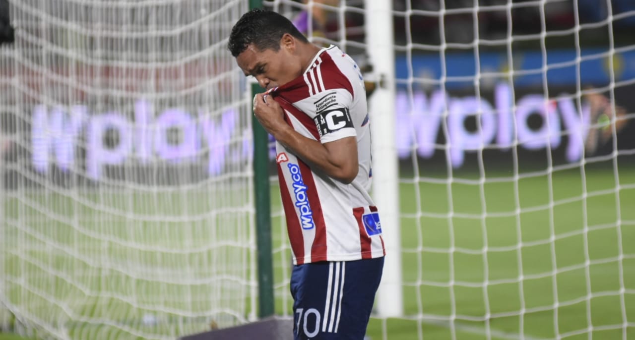 Carlos Bacca en la celebración del gol con el que puso a ganar al Junior. 