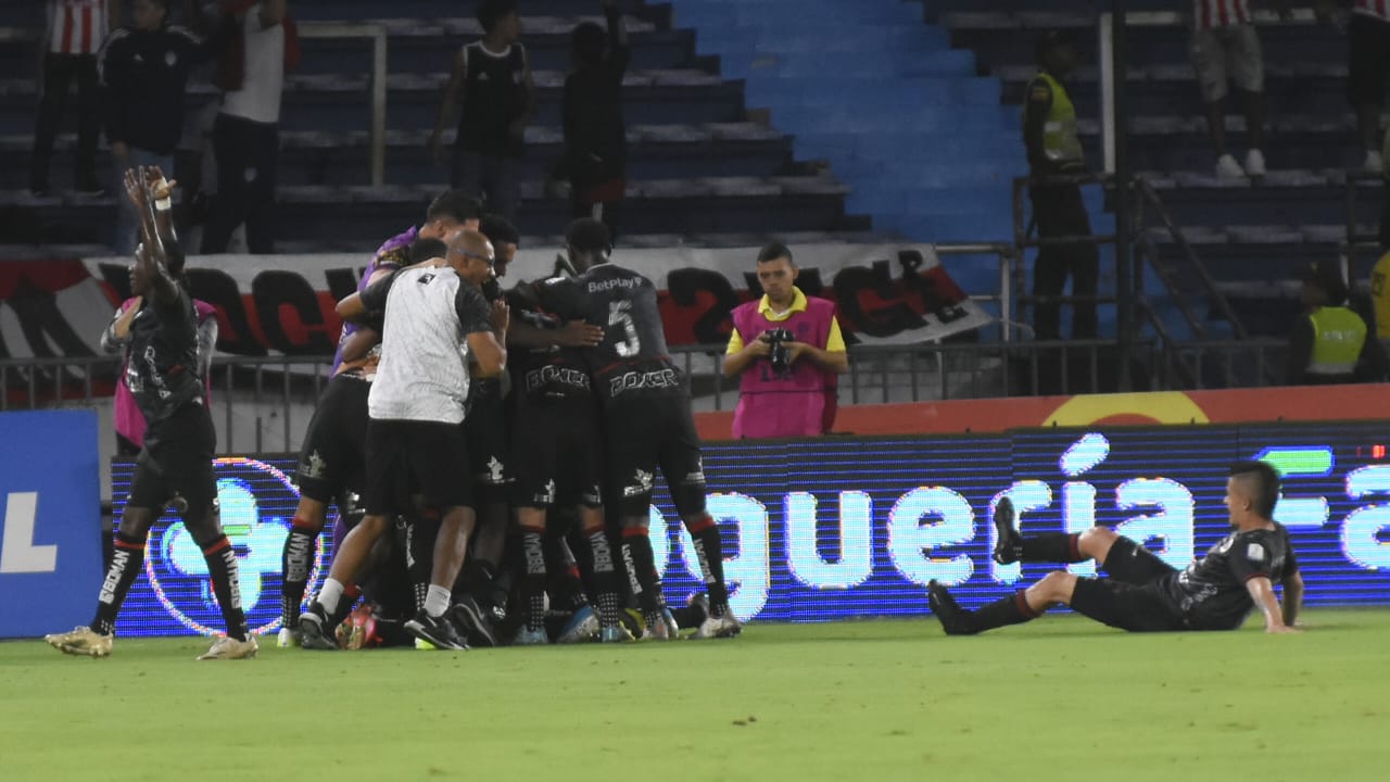 La celebración del empate del Cúcuta, obra de Jonathan Agudelo. 