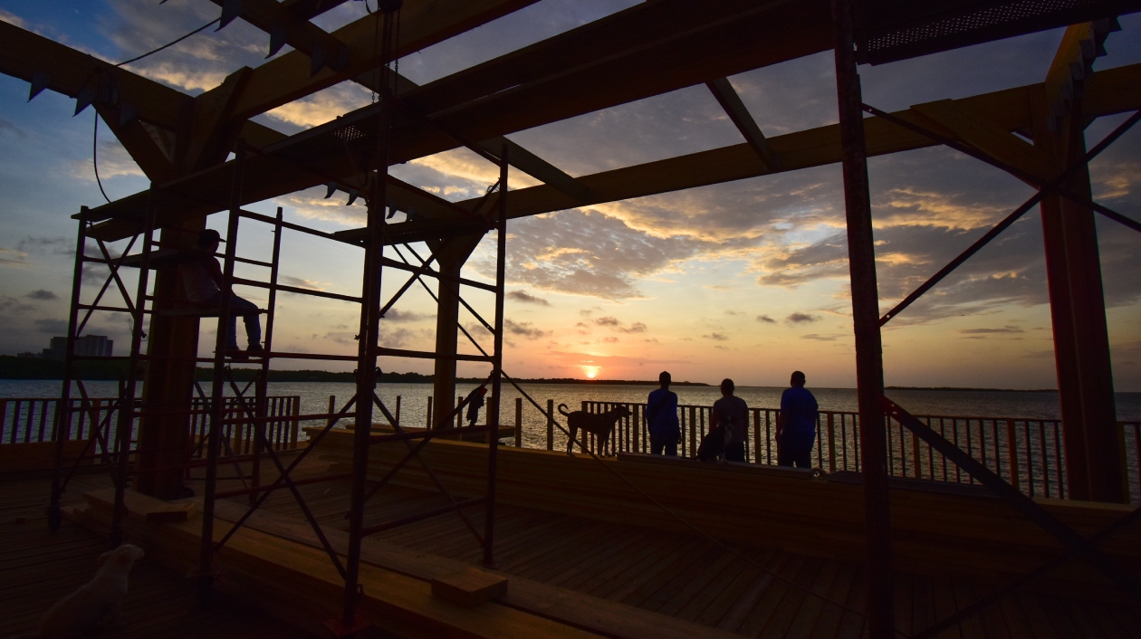 Atardecer en el Ecoparque Ciénaga de Mallorquín.