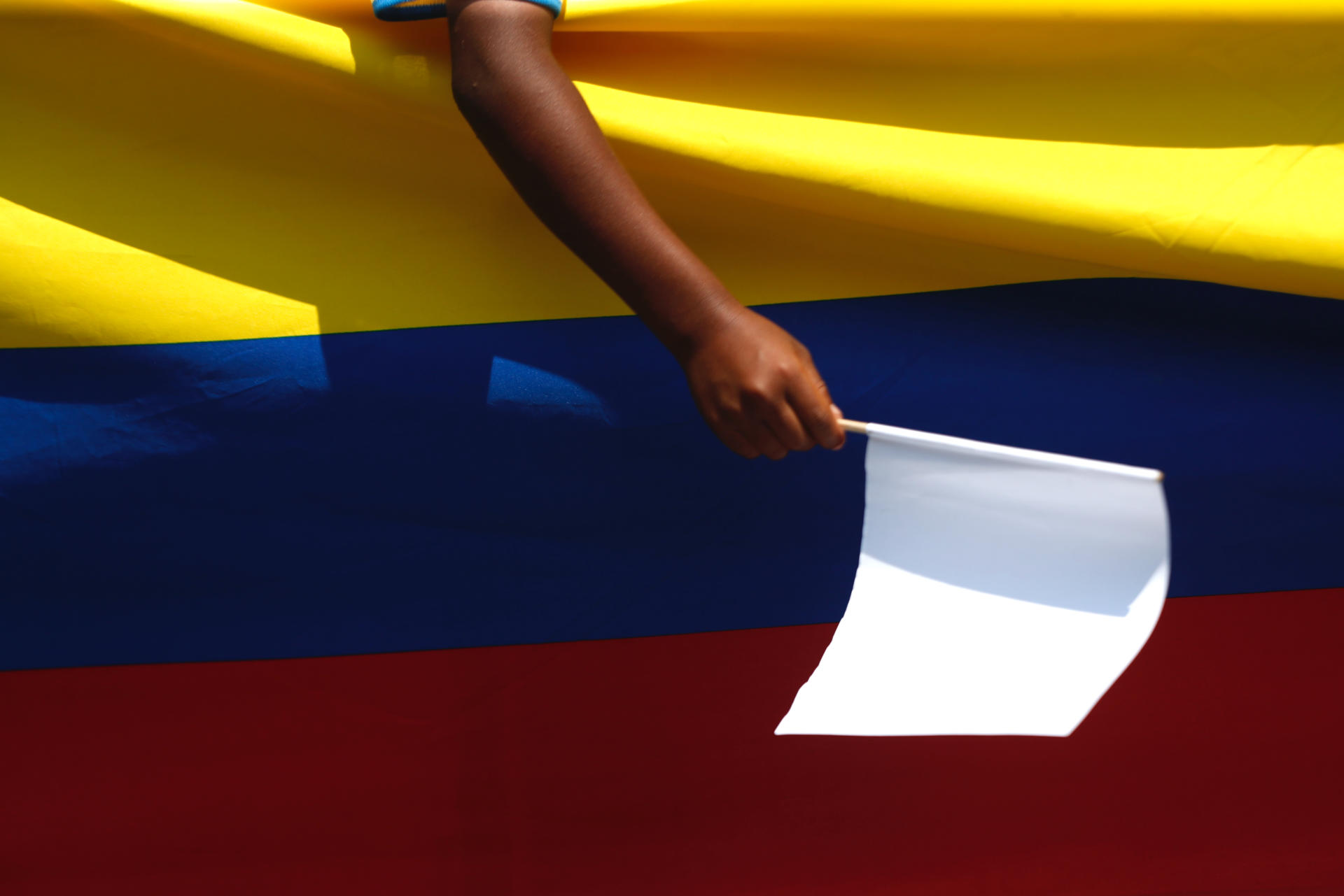 Bandera de Colombia durante el plantón.