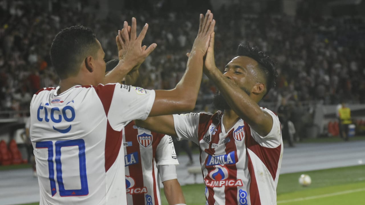 Carlos Bacca y 'Cariaco', goleadores de Junior.