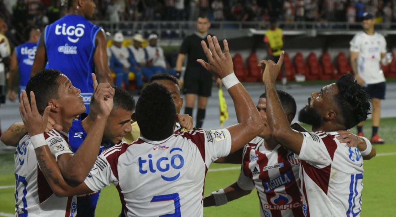 Celebración del equipo rojiblanco.