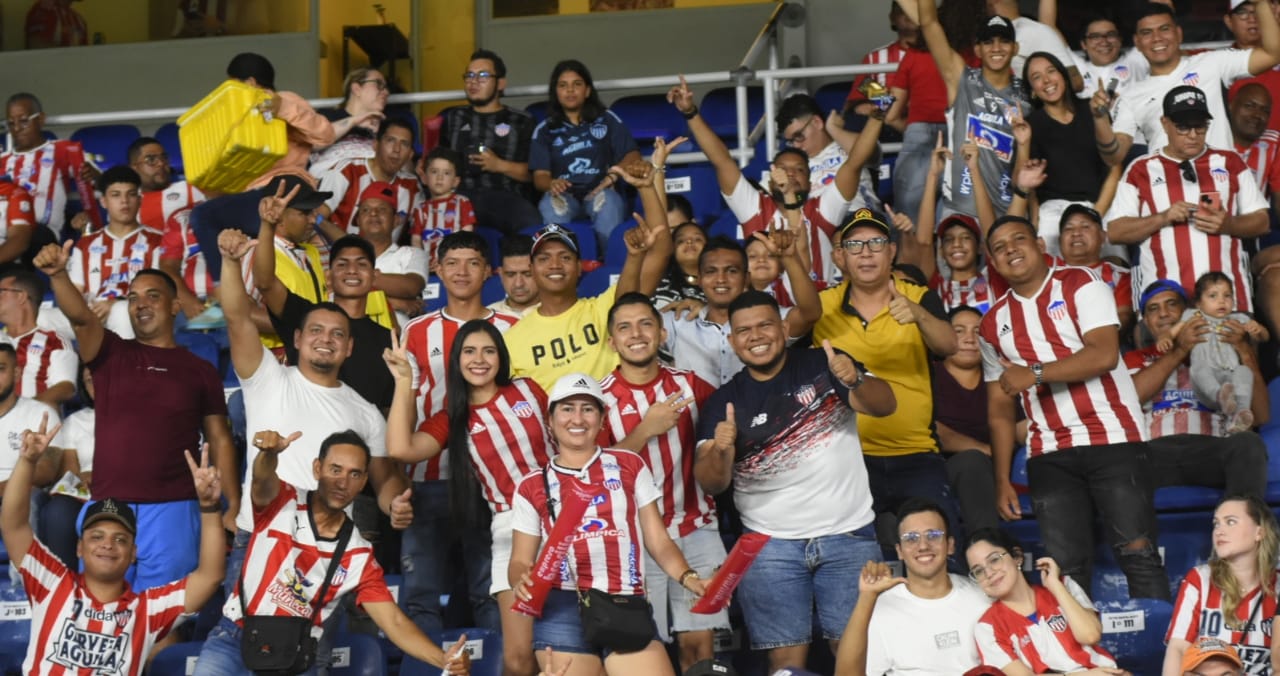 Los hinchas disfrutaron del partido.