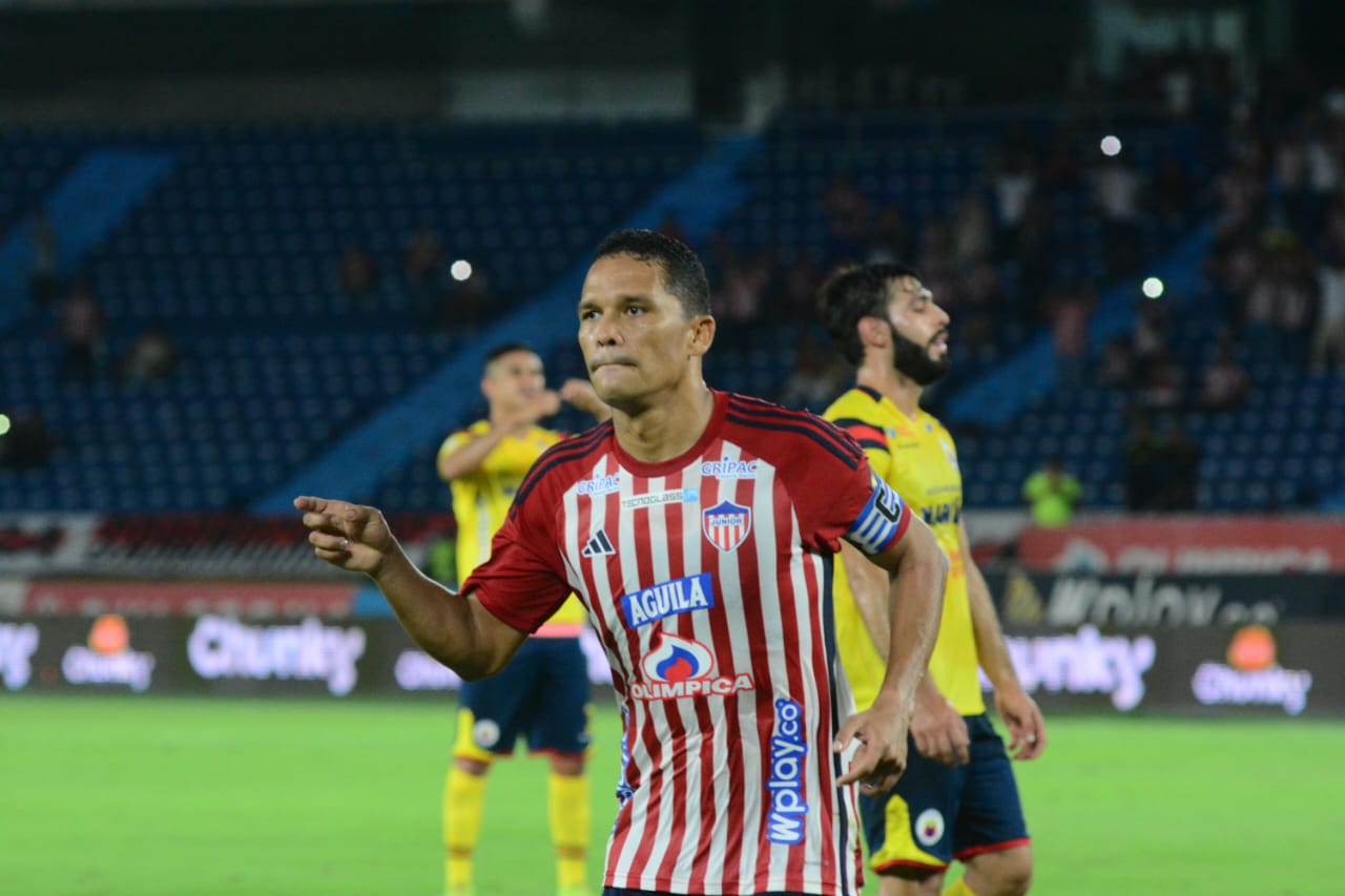 Carlos Bacca llegó a tres goles en la Liga y a 107 con la camiseta del Junior. 