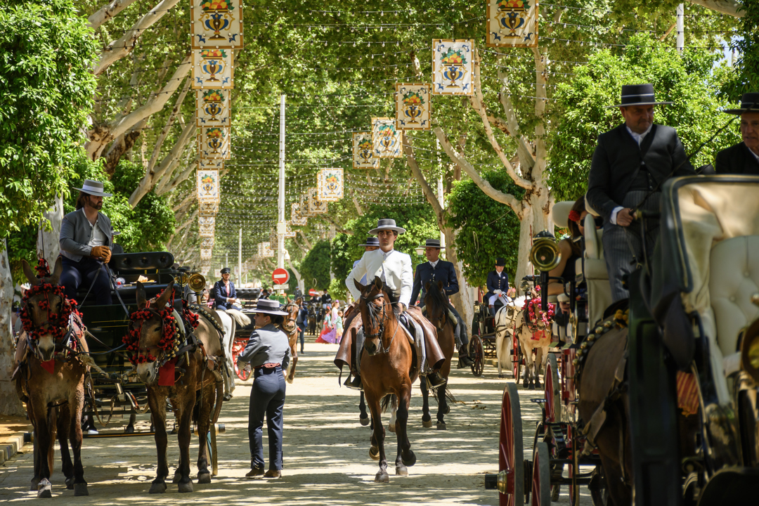 Vista general del ambiente en el Real de la Feria de Abril de Sevilla.