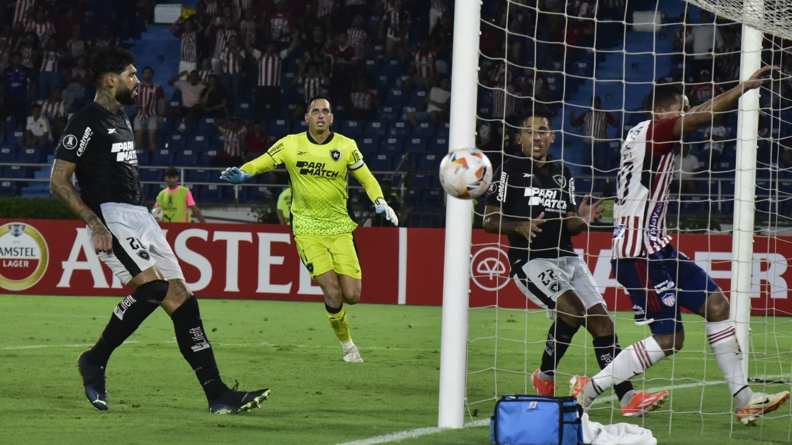 Una clara opción de gol que tuvo Junior en el segundo tiempo a través de Déiber Caicedo. 