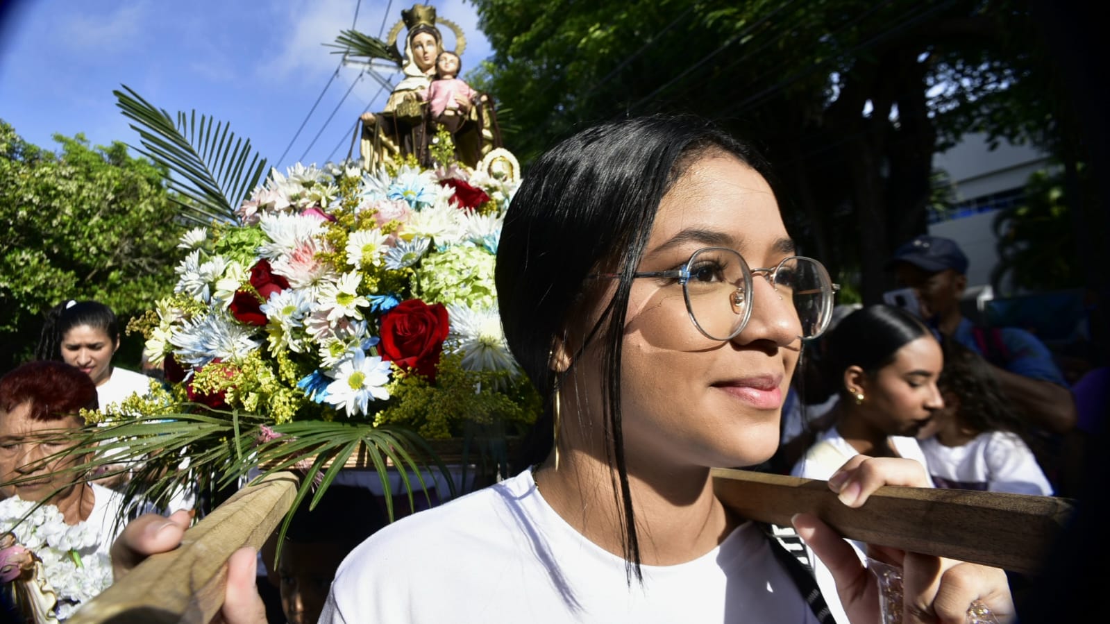 Actos de amor hacia la Virgen del Carmen. 