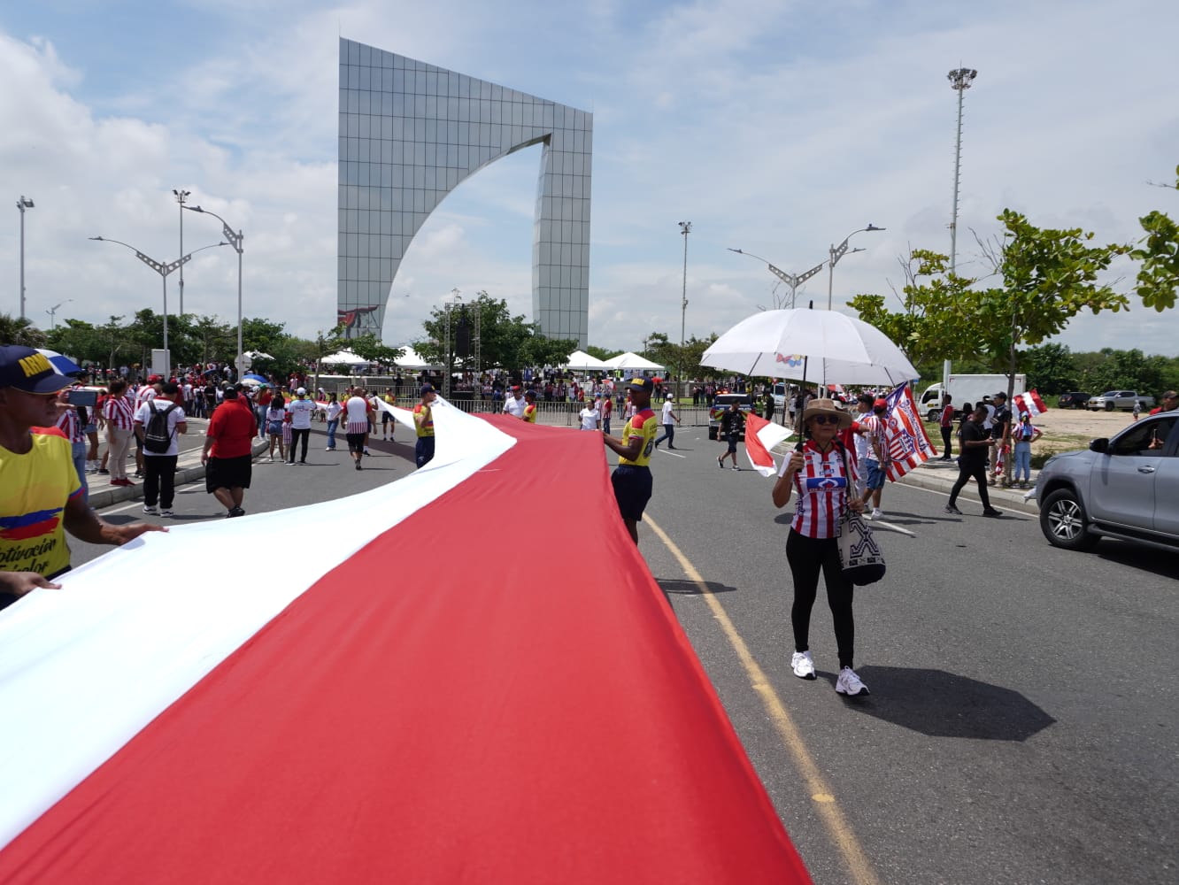 Hasta el Caimán del Río llegará la bandera.