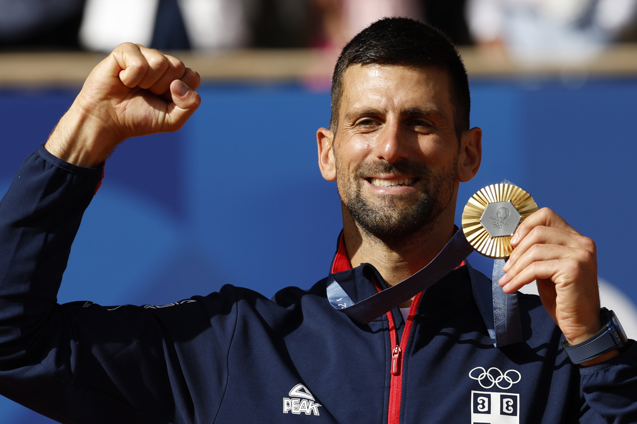 El tenista serbio Novak Djokovic logró su primer oro en Juegos Olímpicos. 