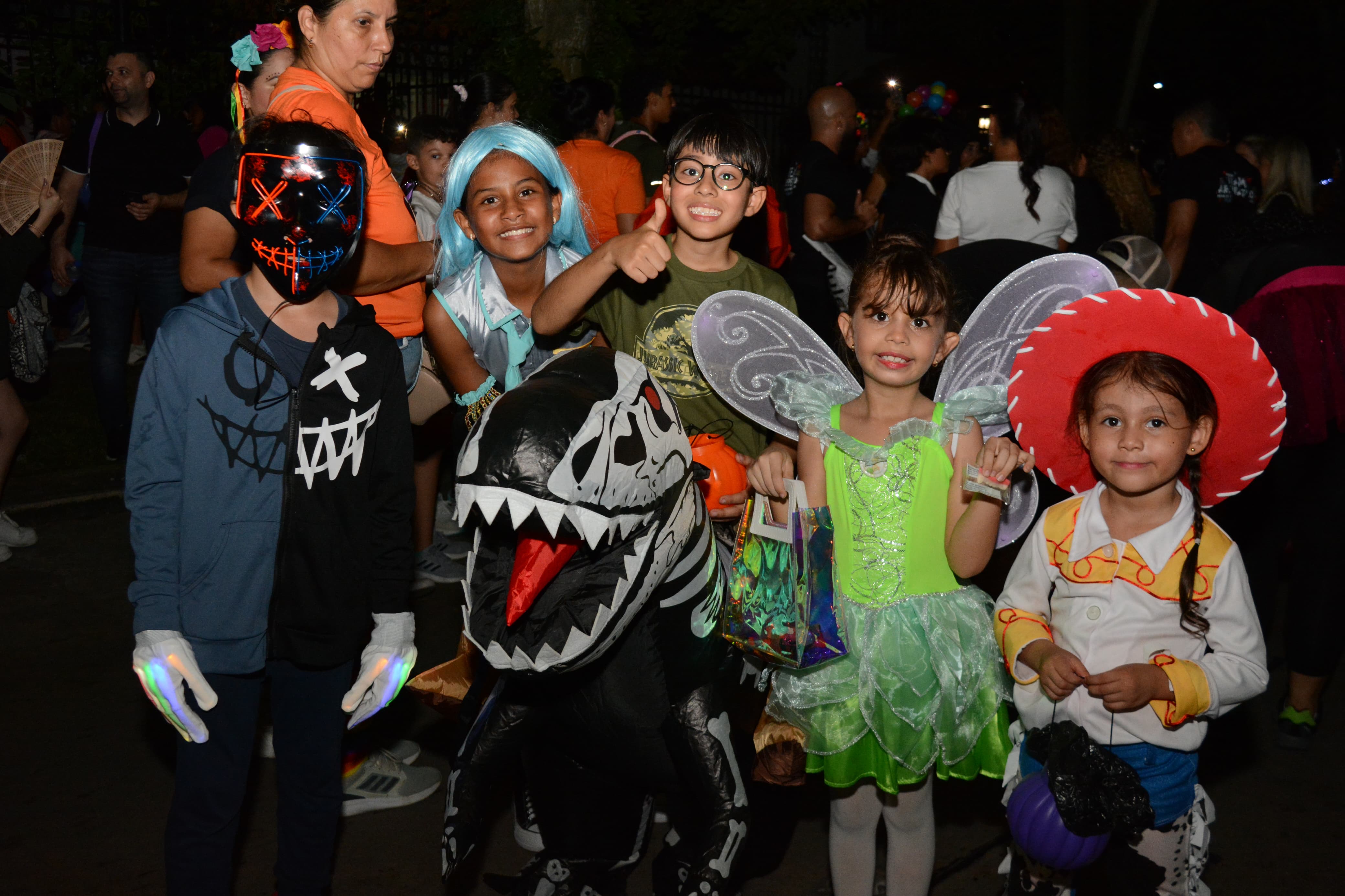 Los niños vivieron una gran noche de Halloween.