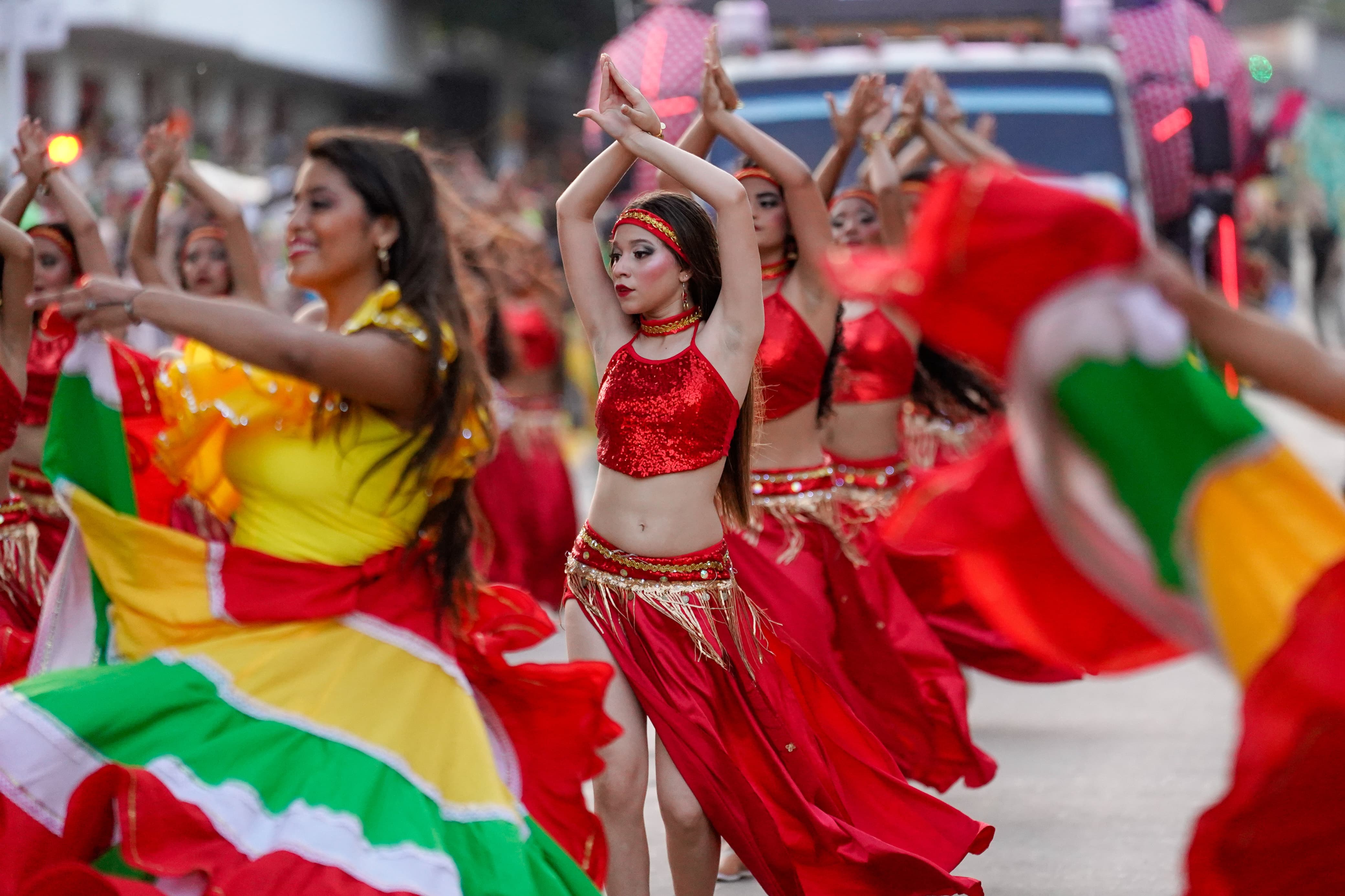 La Comparsa de fantasía Rumbón Normalista.