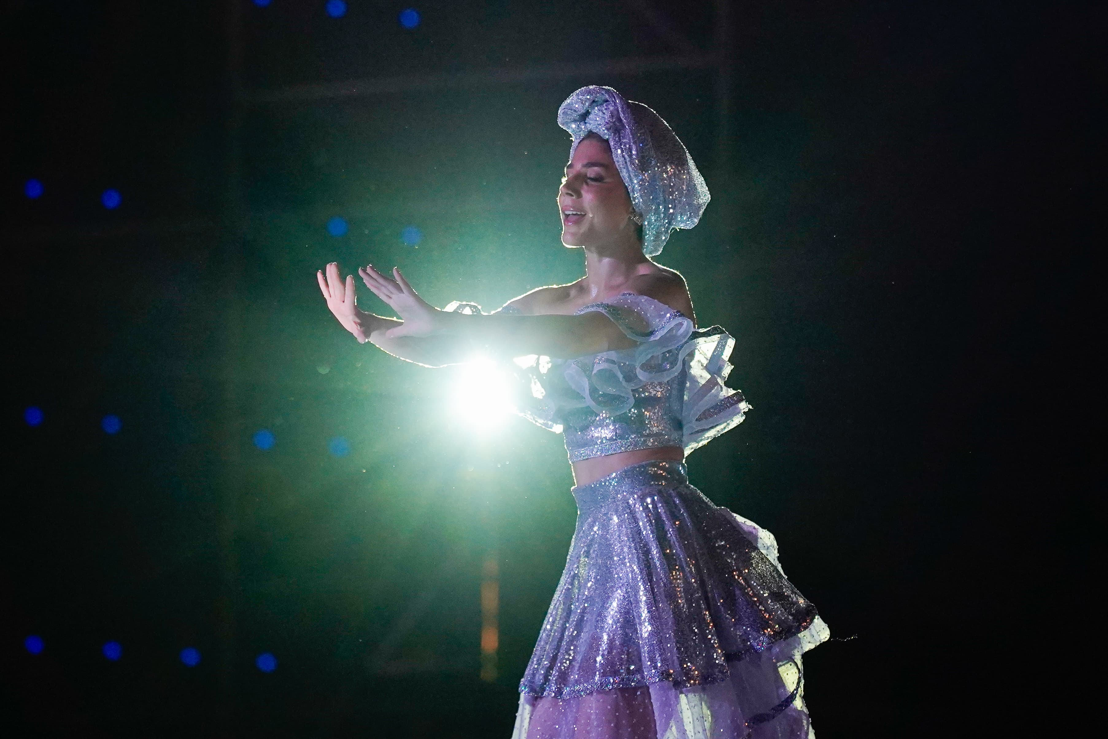Noche de coronación de los Reyes del Carnaval de la 44 en la Plaza de la Paz. 