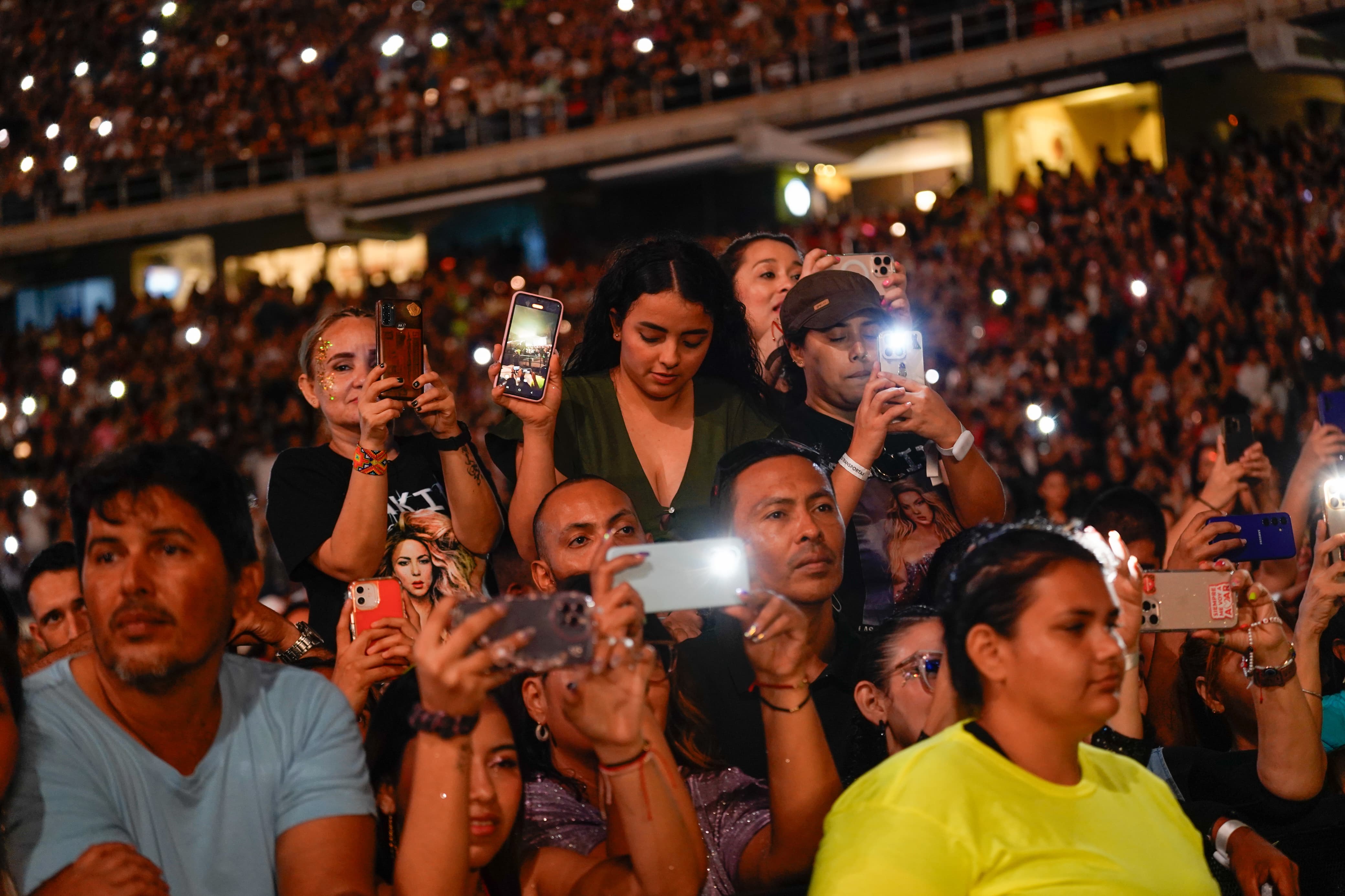 Asistentes al concierto de esta noche. 