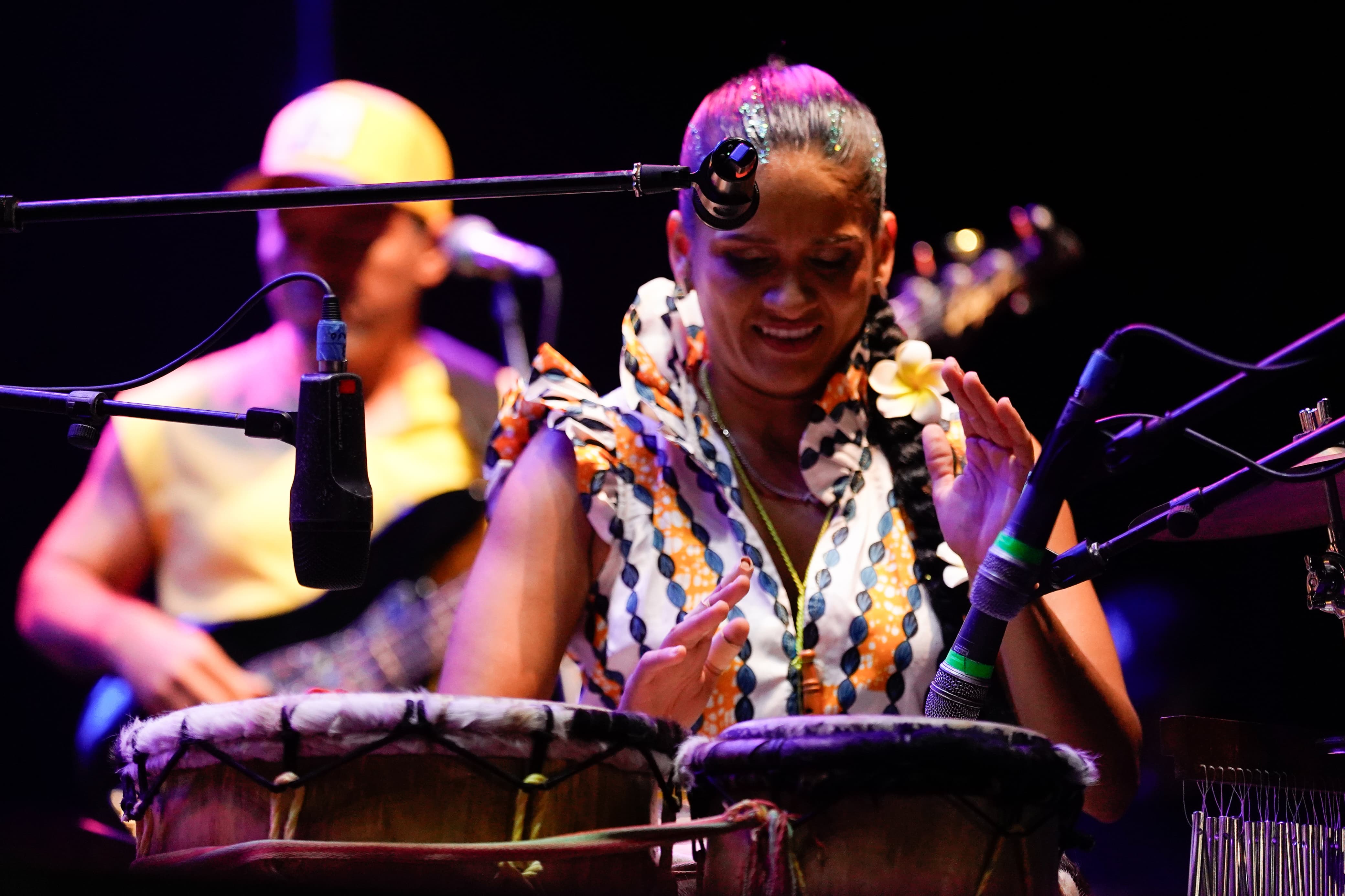 Orito Cantora y Jenn del Tambo